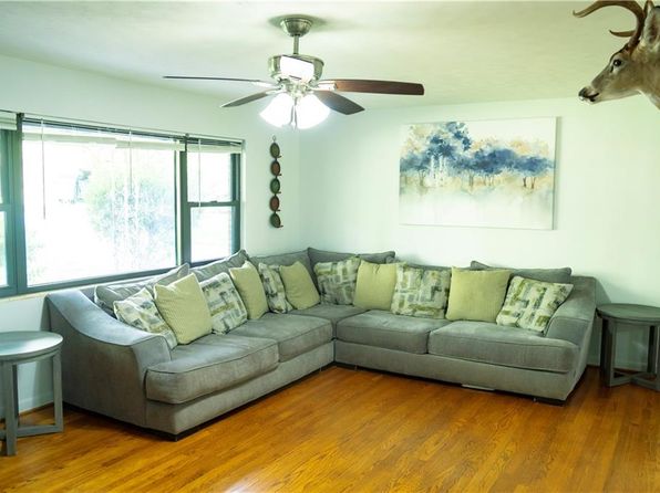 991 Lakemont Dr, Gainesville, GA 30501