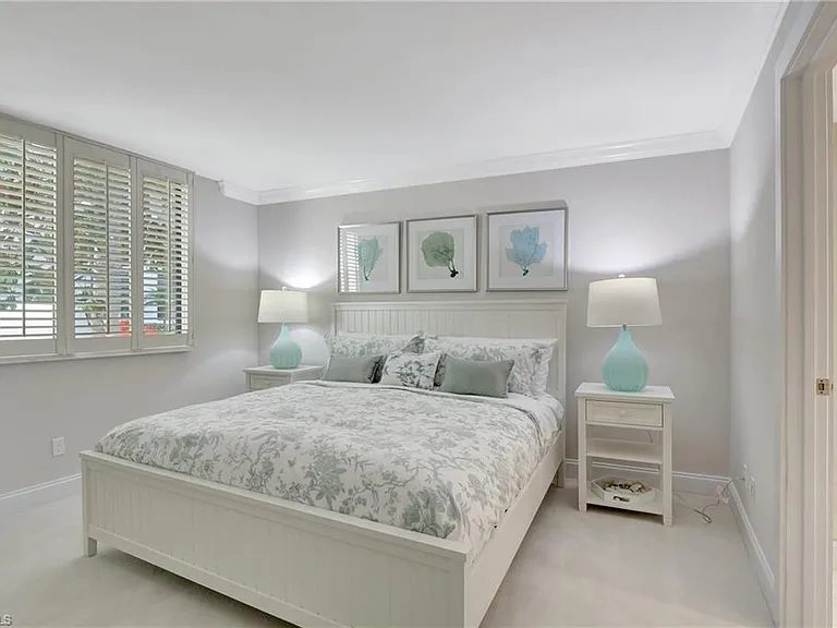 2357 Gulf Shore Blvd N #107 — Photo 19
