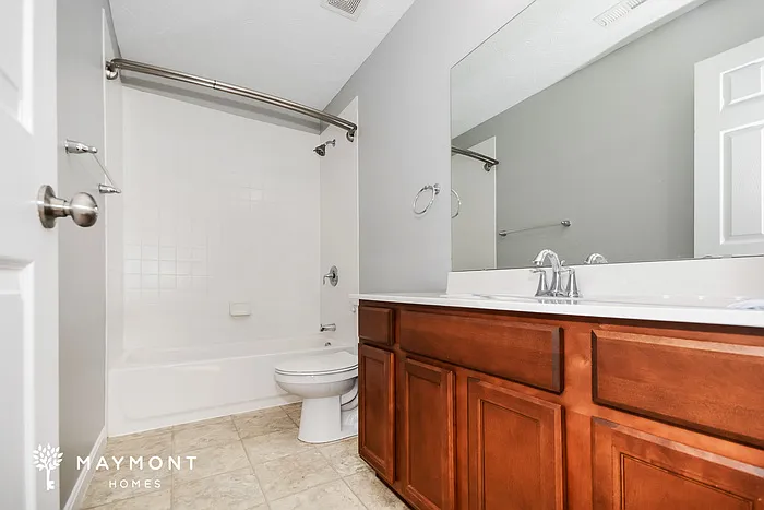 446 Sharp Ct — Photo 11