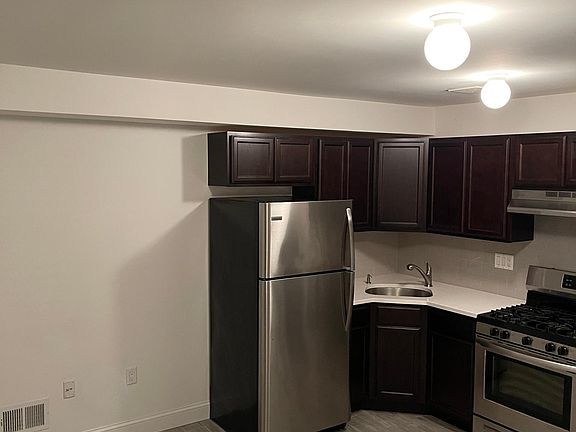 4th image of 23 Serena Ct, Staten Island, Ny 10312