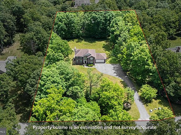 2nd image of 108 Rockwood Dr