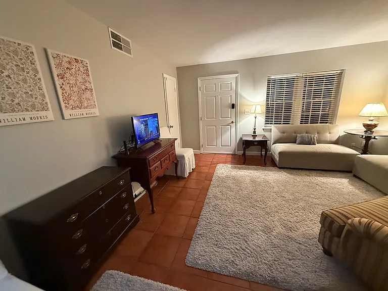 3101 Colonial Way #M — Photo 2