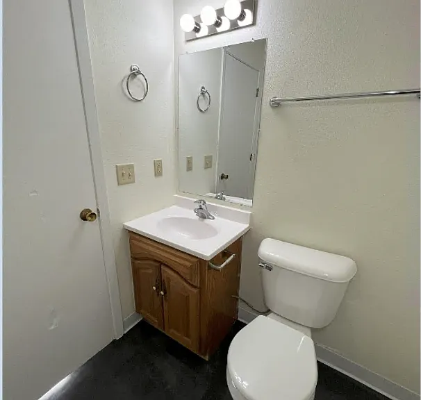 532 E Cook St #3 — Photo 11