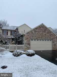 2173 Deer Run Dr, Hummelstown, PA, 17036