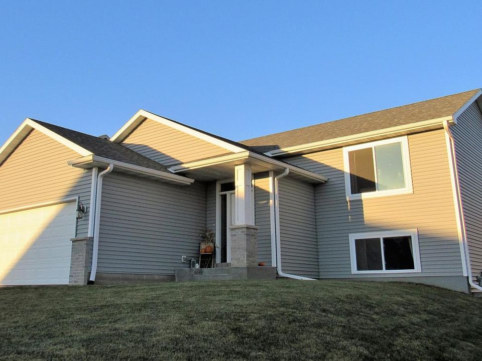 1st image of 6322 Fairway Dr NW