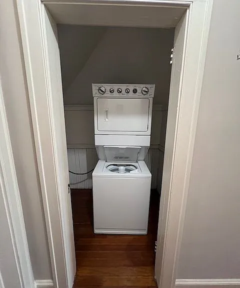 310 Washington St #9 — Photo 24