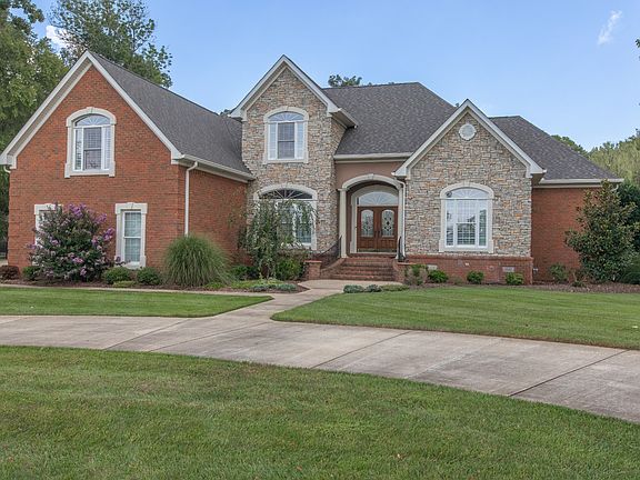 5th image of 2264 Oakleigh Dr