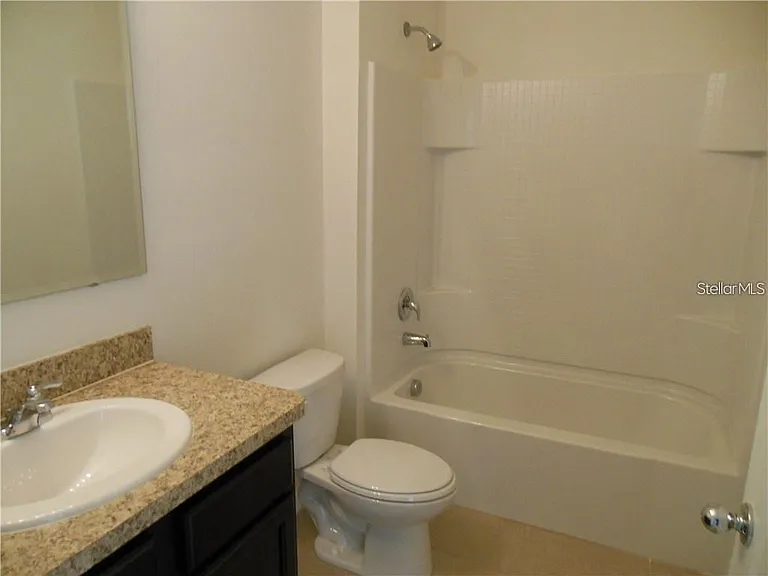 119 Bella Dr — Photo 4