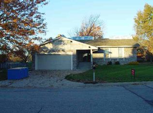 207 E Ceymarie Cir, Wichita, KS 67209