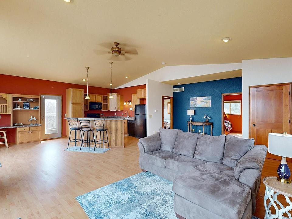 20507 Sunset View DRIVE, Eastman, WI 54626 | MLS #1957915 | Zillow