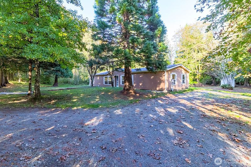 2nd image of 27040 SE 236th Street