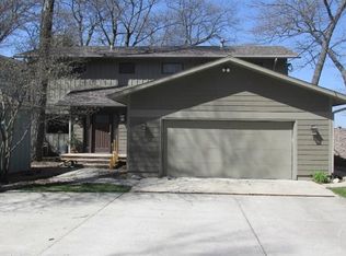 3814 240th St, Clear Lake, IA 50428