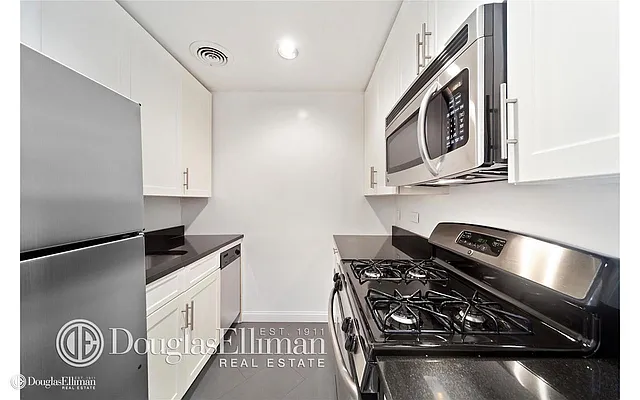 Rented by Douglas Elliman | media 11