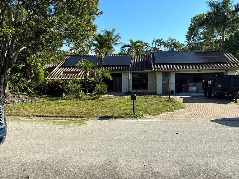 5869 Tallowood Cir — Photo 1