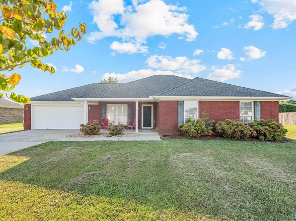 18407 Foxford Ln E, Athens, AL 35613