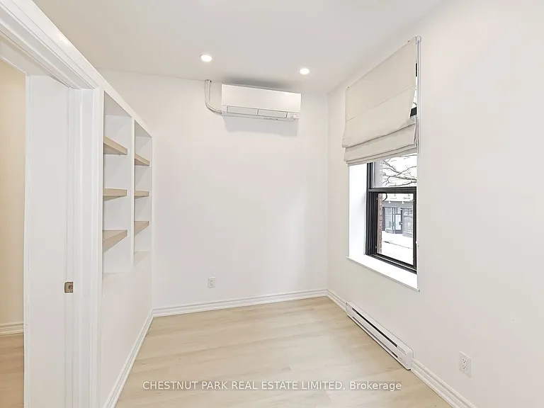 171 King St E #2 — Photo 2