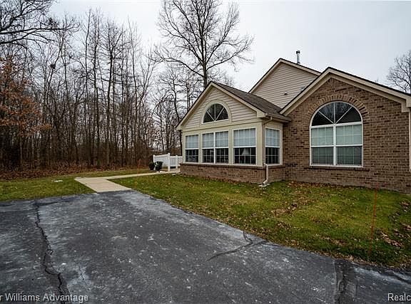 2nd image of 36123 Traditions Dr #86