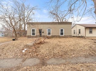 2406 Logan Ave, Des Moines, IA 50317