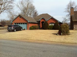 3530 Willow Lake Ln, Enid, OK 73703