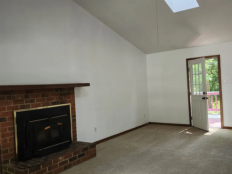 3013 Speeks Dr — Photo 16