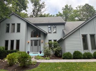 313 Whitmore Ln, Lake Forest, IL 60045
