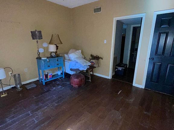 2nd image of 2063 W Magna Carta Pl