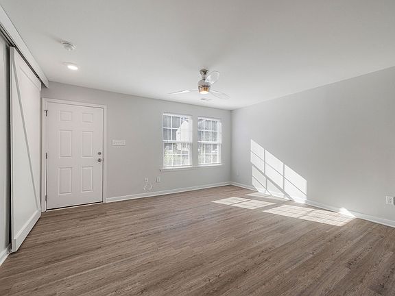 5th image of 1504 Rapunzel Way