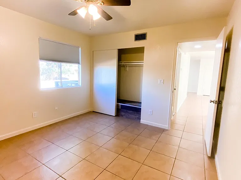 4215 Calle Barona #B — Photo 12