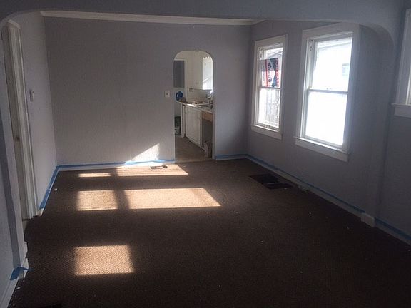 3rd image of 5123 Bellefontaine Ave