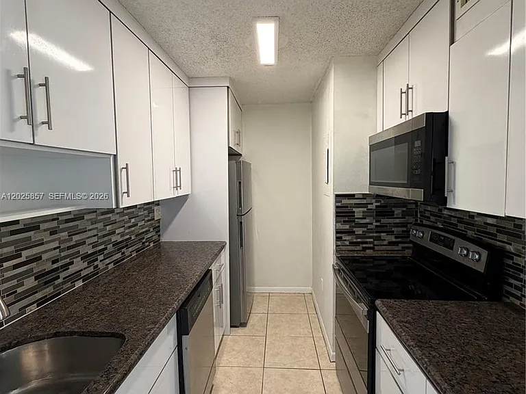 7429 SW 152nd Ave #13205 — Photo 5