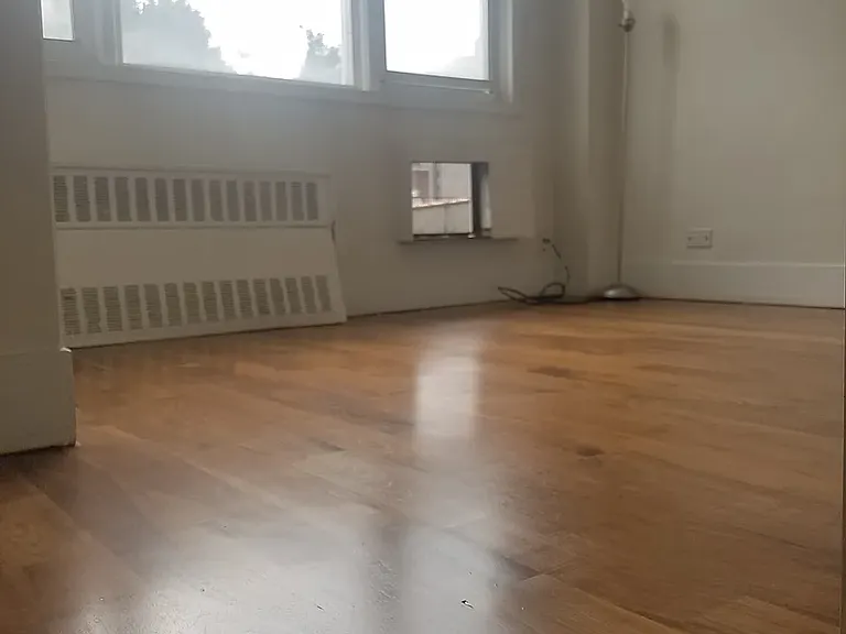 200 E 30th St #8B — Photo 3