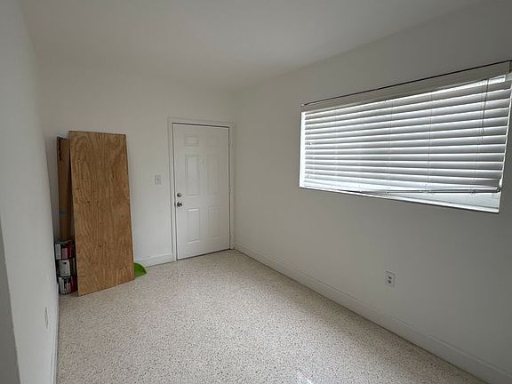 3rd image of 2429 SW 9th St APT 1