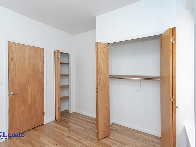 7 Jones St #5B — Photo 8