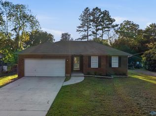 806 Garden Dr, Scottsboro, AL 35768