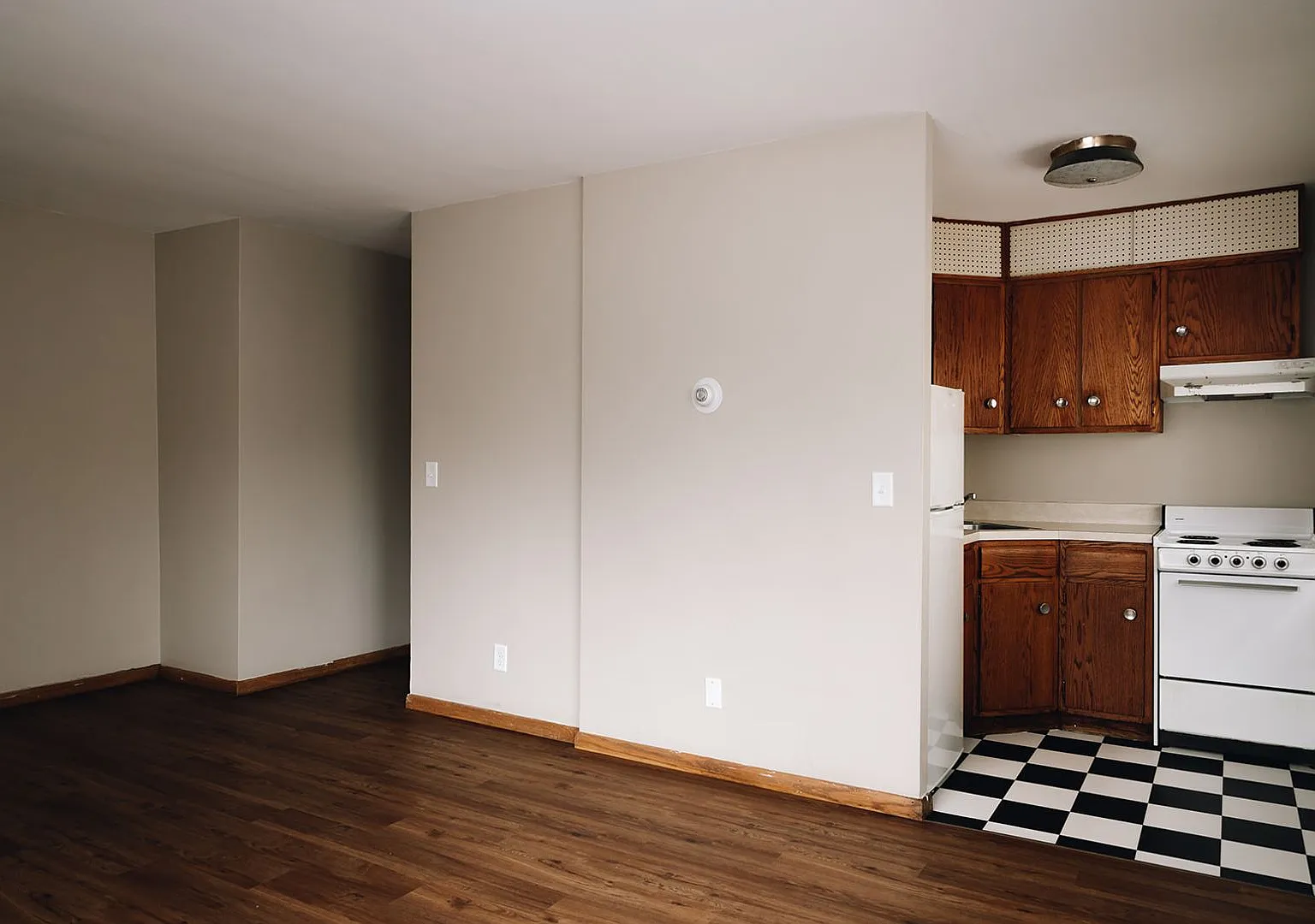3615 Grand-Grand Apartment LLC — Photo 4