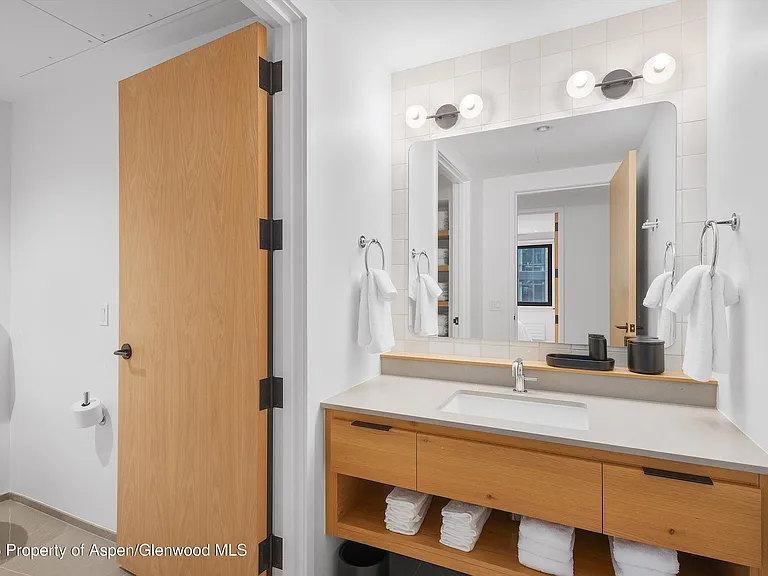 119 Wood Rd #101 — Photo 22