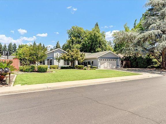 2nd image of 140 E Paseo Avenue