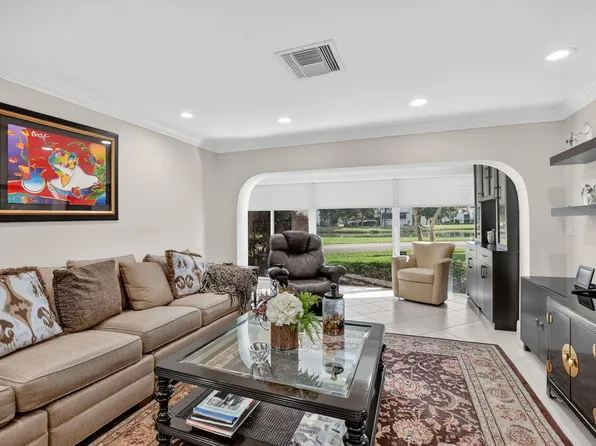 103 Bridgewood Court, Boca Raton, FL 33434