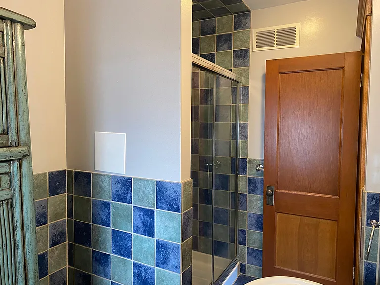 4624 Fairmount Ave — Photo 16