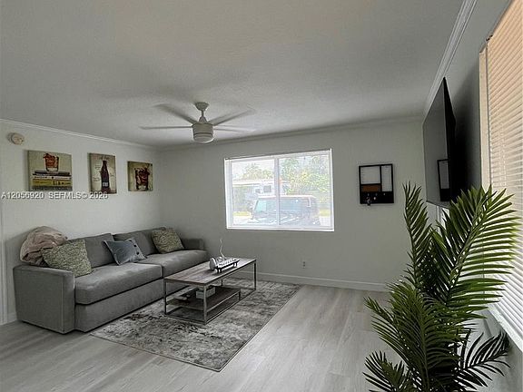 3rd image of 1808 NE 11th Ave APT 1