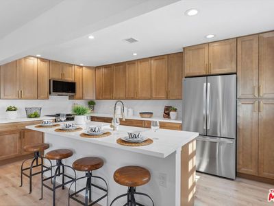 3815 W 60th St, Los Angeles, CA, 90043