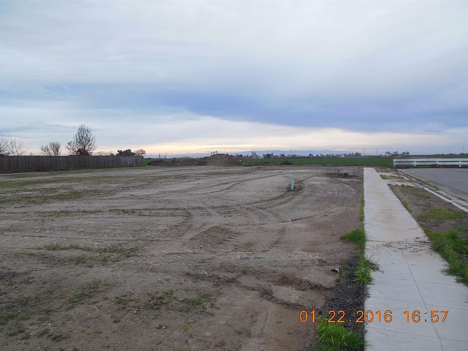 1st image of 20703 Troutdale Ln