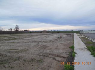 20703 S Troutdale Ln, Riverdale, CA 93656