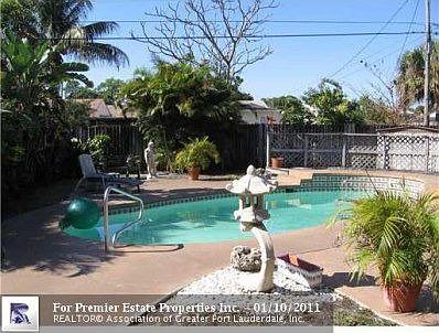 2nd image of 1317 N Andrews Ave