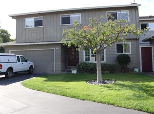 421 Poppy Pl, Mountain View, CA 94043