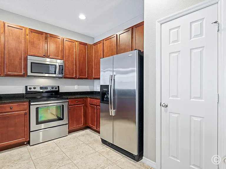 5221 Bannister Park Ln — Photo 8