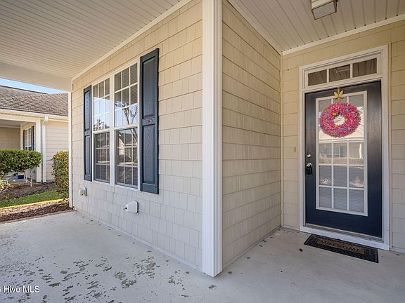 3rd image of 105 Thrasher Court Unit A