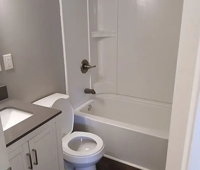 904 Georgian Dr #C — Photo 4