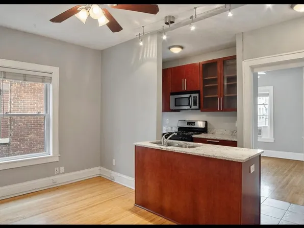 2881 Irving Ave S, Minneapolis, MN