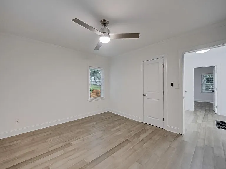 593 Lynnhaven Dr SW — Photo 33